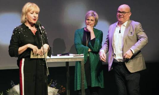 25-01-2018 Rotterdam Princess Laurentien with Paul de Leeuw and the winners of the TaalHeldenprijs at the International Film Festival in Rotterdam.  Copyright: xPPE WERFx