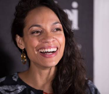 Actress Rosario Dawson honored with The Social Justice Filming In Italy Award at Italian Cultural Institute on February 2, 2018 in Los Angeles, California. USA 2018 The Social Justice Filming In Italy Awards at Italian Cultural Institute in Los Angeles, California.  Copyright: xMSUxStudiox