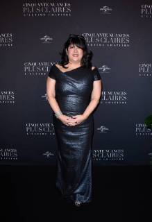 Fifty Shades of Grey 3 Premiere in Paris Erika Leonard James ( productrice ) lors du photocall pour l avant premiere du film 50 NUANCES PLUS CLAIRES a Paris CELEBRITES : Avant premiere du film 50 NUANCES PLUS CLAIRES - Paris - 06 02 2018 FedericoPestellini Panoramic 