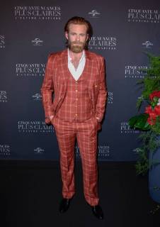 Fifty Shades of Grey 3 Premiere in Paris Eric Johnson ( acteur ) lors du photocall pour l avant premiere du film 50 NUANCES PLUS CLAIRES a Paris CELEBRITES : Avant premiere du film 50 NUANCES PLUS CLAIRES - Paris - 06 02 2018 FedericoPestellini Panoramic