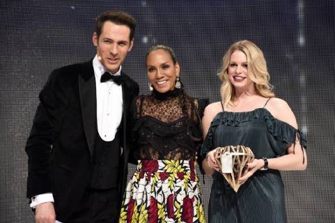Alexander Mazza, Barbara Becker und Gewinner Smart & Connected Watch of the Year Firma Tag Heuer bei der Verleihung des 2. Inhorgenta Award 2018 im Postpalast. München, 18.02.2018