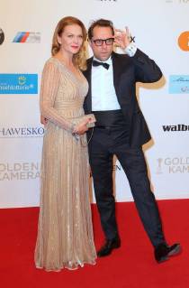 Anna Loos + Mann Jan Josef Liefers bei der Verleihung der Goldene Kamera in der Messe-Hamburg, Karolinenstrasse Copyright imago stock&people GmbH Tinkeres Datum: 22.02.2018 Goldene Kamera
