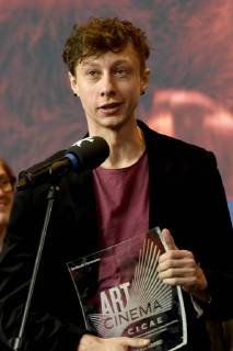 Marcio Reolon mit dem CICAE Art Cinema Award für Tinta Bruta bei der Preisverleihung der Unabhängigen Jurys auf der Berlinale 2018 68. Internationale Filmfestspiele Berlin im Hotel Grand Hyatt. Berlin, 24.02.2018