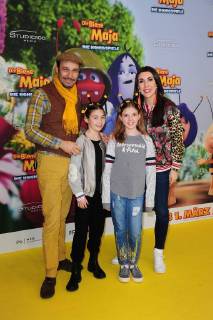 Judith Williams mit Ehemann Alexander Klaus Stecher und den Kindern Angelina und Sophia bei der Die Biene Maja- Die Honigspiele Film Premiere am 25.02.2018 in München Die Biene Maja- Die Honigspiele Film Premiere in Muenchen, 2018