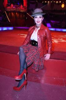 Angelika Zwerenz bei der Premiere vom 3. Winterprogramm 2018 des Circus Krone im Kronebau. München, 01.03.2018