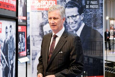 King Philippe - Filip of Belgium pictured during a royal visit to the La Famille royale fait la Une exposition organized by the Soirmag magazine, Wednesday 07 March 2018 in Brussels. The weekly publication is celebrating their 90th anniversary with an exhibition of 300 magazine covers featuring the Royal Family F. Andrieu Agencepeps Reporters Roi Philippe durand la visite de l exposition La Famille royale fait la Une organisà F.ANDRIEU