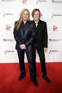 Uwe Hassbecker und Ritchie Barton (Silly) bei der 10. Verleihung des Deutschen Musikautorenpreises 2018 im Hotel Ritz Carlton. Berlin, 15.03.2018