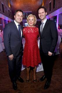 Xavier Bettel, Liz Mohn und Gauthier Destenay bei der 13. Verleihung der Steiger Awards in der Alten Kaue der Zeche Hansemann. Dortmund, 17.03.2018