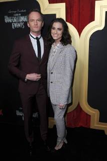 March 29, 2018 - New York, NY, USA - March 29, 2018 New York City..Neil Patrick Harris and Allison Williams attending Netflix s Lemony Snicket s A Series of Unfortunate Events Season 2 premiere on March 29, 2018 in New York City. New York USA  - ZUMAny1_ 20180329_zaf_ny1_061 Copyright: xKristinxCallahanx