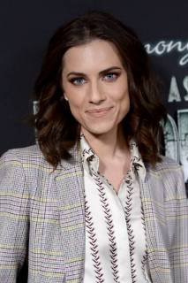 March 29, 2018 - New York, NY, USA - March 29, 2018 New York City..Allison Williams attending Netflix s Lemony Snicket s A Series of Unfortunate Events Season 2 premiere on March 29, 2018 in New York City. New York USA  - ZUMAny1_ 20180329_zaf_ny1_077 Copyright: xKristinxCallahanx