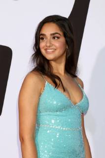 LOS ANGELES - APR 3: Geraldine Viswanathan at the Blockers Premiere at Village Theater on April 3, 2018 in Westwood, CA  Copyright: xKathyxHutchinsx xIPAx xHutchinsxPhotox