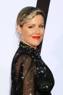 LOS ANGELES - APR 3: Kathleen Robertson at the Blockers Premiere at Village Theater on April 3, 2018 in Westwood, CA  Copyright: xKathyxHutchinsx xIPAx xHutchinsxPhotox