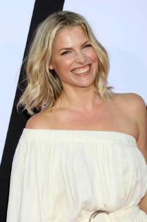 LOS ANGELES - APR 3: Ali Larter at the Blockers Premiere at Village Theater on April 3, 2018 in Westwood, CA  Copyright: xKathyxHutchinsx xIPAx xHutchinsxPhotox