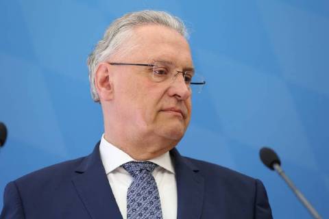 April 5, 2018 - Munich, Bavaria, Germany - Joachim Herrmann speaks, in Munich, Germany, on April 5, 2018. The minister of interiour Joachim Herrmann and the President of the Verfassungsschutz ( Secret Service). They talked about Islamism, Right-wing extremism, left-wing extremism and cyber crminality. Munich Germany - ZUMAn230 20180405_zaa_n230_101 Copyright: xAlexanderxPohlx