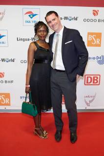 Andrej Hermlin mit Frau Joyce - Verleihung des 13.Victress Awards 2018 in Berlin am 09.04.2018. 13.Victress Awards Gala 2018