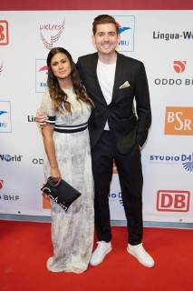 Steffi Brungs mit Freund Christian Wackert - Verleihung des 13.Victress Awards 2018 in Berlin am 09.04.2018. 13.Victress Awards Gala 2018