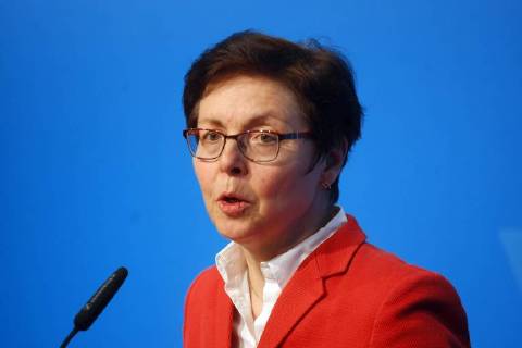 10.04.2018, Erfurt Regierungsmedienkonferenz Thüringen Finanzministerin Heike Taubert mit der Bilanz der Finanzämter für das Jahr 2017. Am Ende der Konferenz gab sie ein Statement zur Grunsteuerentscheidung am Bundesverfassungsgerichthof in Karlsruhe