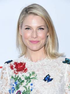 April 11, 2018 - Hollywood, California, U.S. - Ali Larter arrives for Super Troopers 2 Los Angeles Premiere held at Arclight Hollywood. Hollywood U.S. - ZUMAa123 20180411_zaa_a123_179 Copyright: xBirdiexThompsonx