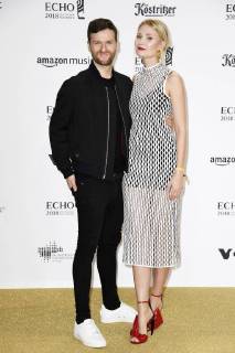 Daniel Grunenberg und Carolin Niemczyk (Glasperlenspiel) bei der 27. Verleihung des Deutschen Musikpreises Echo 2018 in der Messe Berlin. Berlin, 12.04.2017