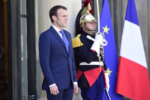 Bilder des Tages Emmanuel Macron - president de la Republique NEWS : Entretien Macron Ouattara - Paris - 20 04 2018 JBAutissier Panoramic
