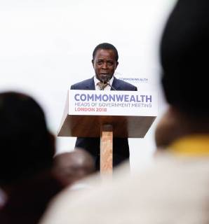 April 20, 2018 - London, United Kingdom - Dr Keith C Mitchell, Prime Minister of Grenada gives his final remarks at the final press conference during the Commonwealth Heads of Government Meeting in London, England, April 20, 2018. London United Kingdom  - ZUMAn230 20180420_zaa_n230_1029 Copyright: xDominikaxZarzyckax