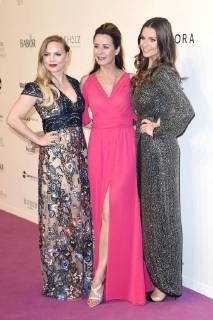 Regina Halmich, Bettina Cramer und Laura Wontorra bei der 26. Verleihung des Deutschen Parfumpreises Duftstars 2018 im Flughafen Tempelhof. Berlin, 25.04.2018