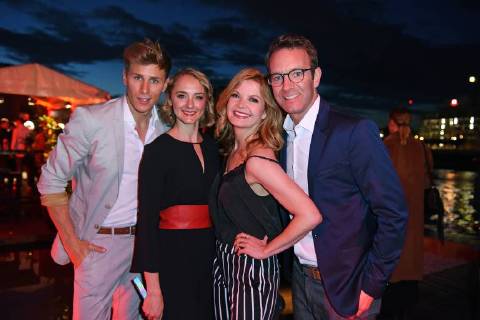Lukas Sauer, Anne-Catrin Wahls (ehemals Märzke) , Peter Imhof mit Ehefrau Eva Imhof beim Bunte New Faces Award Film 2018 im Spindler & Klatt in Berlin am 26.04.2018