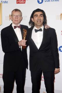 Hark Bohm, Lola Preisträger für herausragende Verdienste um den deutschen Film, und Fatih Akin bei der Verleihung des Deutschen Filmpreises 2018 in der Messe Berlin. Berlin, 27.04.2018