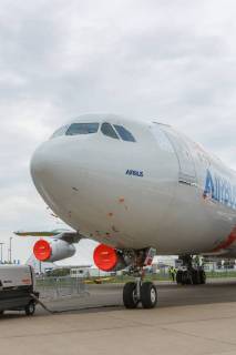 DEU, Deutschland, Brandenburg, Schönefeld, 25.04.2018: ILA Berlin Air Show, Internationale Luft- und Raumfahrtausstellung Berlin - Auf der ILA Berlin Air Show 2018 zeigt Airbus sein Flight Lab BLADE-Testflugzeug (EU-Clean-Sky-Partnern). Airbus A340 Reg. F-WWAI