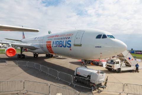 DEU, Deutschland, Brandenburg, Schönefeld, 25.04.2018: ILA Berlin Air Show, Internationale Luft- und Raumfahrtausstellung Berlin - Auf der ILA Berlin Air Show 2018 zeigt Airbus sein Flight Lab BLADE-Testflugzeug (EU-Clean-Sky-Partnern). Airbus A340 Reg. F-WWAI