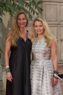 Berlin GER, Berlin, Felix Burda Award, Hotel Adlon Kempinski Alexandra Kamp, Schauspielerin und Schwester Patricia, 13.05.2018, Felix Burda Award 2018, Copyright: xUwexKoch xEibner-Pressefotox EP_ukh