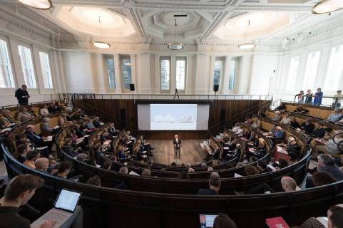 May 14, 2018 - London, London, United Kingdom - Sir David Chipperfield RA architect of the new Royal Academy of Arts makes a speech in the new lecture theatre on press day in London, United Kingdom on 14 May 2018. London United Kingdom - ZUMAt138 20180514_zap_t138_006 Copyright: xRayxTangx