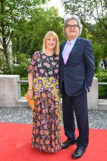 Bayerischer Fernsehpreis Patricia Riekel mit Helmut Markwort Bayerische Fernsehpreis Preis, Ehrung, Auszeichnung Prinzregententheater München München 18. Mai 2018