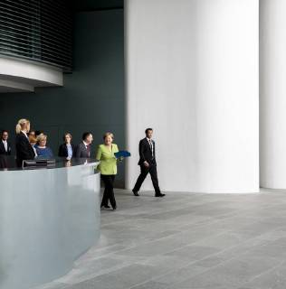 Bundeskanzlerin Angela Merkel, CDU, im Rahmen einer Preisverleihung an die Sieger des Wettbewerbes startsozial 2017 2018 im Bundeskanzleramt in Berlin. 20.06.2018. Berlin Deutschland Copyright: xFelixxZahnx