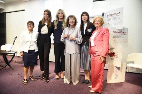 Taormina: Signing of the Taormina Charter for violence against women. In the picture: Bernadette Grasso, on. Matilde Siracusano, Tiziana Rocca, Claudia Cardinale, Senator Urania Giulia Papatheu and the Prefect of Messina Maria Carmela Librizzi signers of the Charter of Taormina  Copyright: xMaurizioxD Avanzox xIPAx xMaurizioxDxAvanzox