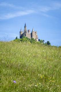 An image of the Castle Hohenzollern in south Germany McPGAN