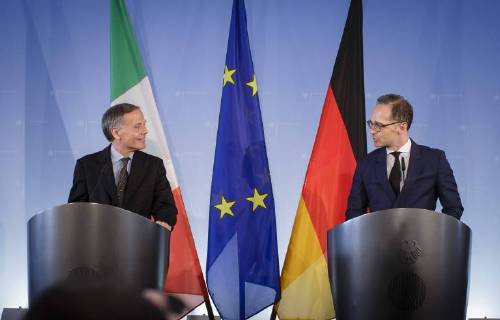 News Themen der Woche KW30 News Bilder des Tages Bundesaussenminister Heiko Maas (r), SPD, trifft den Minister fuer Auswaertige Angelegenheiten und Internationale Kooperation von Italien, Enzo Moavero Milanesi, 23.07.2018, Berlin. Berlin Deutschland Copyright: xJaninexSchmitzx