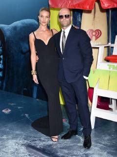 Rosie Huntington-Whiteley and Jason Statham arriving at the premiere of The Meg in Hollywood, California - Aug 6, 2018 - Hollywood Premiere of The Meg, Hollywood California United States TCL Chinese Theatre  Copyright: xJanetxGoughx h_00533867