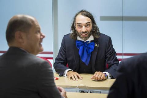 Bundesfinanzminister Olaf Scholz (L), SPD, trifft sich mit Cedric Villani zu gemeinsamen Gespraechen in Paris, 29.08.2018. Paris France Copyright: xFlorianxGaertnerx