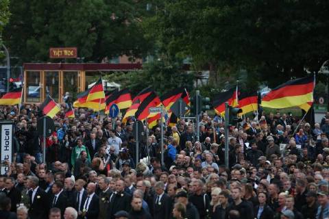 News Themen der Woche KW 35 News Bilder des Tages (180902) -- CHEMNITZ, Sept. 2, 2018 -- Far-right protesters attend demonstration in Chemnitz, eastern Germany, on Sept. 1, 2018. Around 8,000 people took to the streets in German city Chemnitz on Saturday, including both supporters of the right-wing party the AfD and xenophobic initiatives, and people who protest against xenophobia, the German Press Agency (DPA) reported. ) (yy) GERMANY-CHEMNITZ-PROTESTS KevinxVoigt 