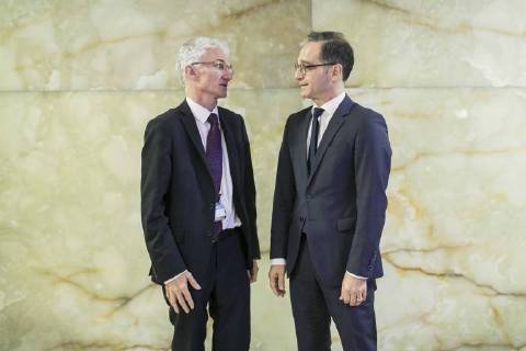 News Themen der Woche KW 36 News Bilder des Tages Bundesaussenminister Heiko Maas (L), SPD, trifft Mark Lowcock, OCHA, zu politischen Gespraechen in Berlin, 03.09.2018. Berlin Germany Copyright: xFlorianxGaertnerx