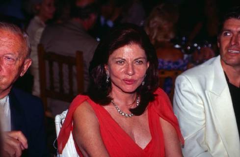 Soraya Esfandiary Bakhtiary Soraya, Ex-Kaiserin von Persien, bei einer Abendgesellschaft, 1980er Jahre. Former Persian Empress Soraya at an evening event, 1980s. Copyright: WolfgangxKühn UnitedArchives100446