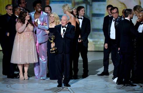 Lorne Michaels (C) and cast accepts the Outstanding Variety Sketch Series award for Saturday Night Live onstage during the 70th annual Primetime Emmy Awards at the Microsoft Theater in downtown Los Angeles on September 17, 2018.  LAP201809171069 JIMxRUYMEN