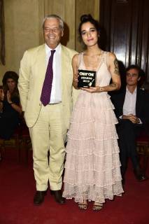 Who s who award ceremony in the picture: Levante (vewste Dior) awarded by Carlo Bernardini de Pace  Copyright: xSimonaxChiocciax xIPAx xSimonaxChioccia_Fotosickix