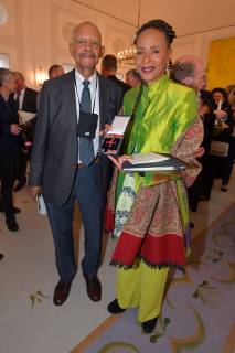 Jocelyn Bernadette Smith mit Begleitung bei der Verleihung des Verdienstordens fuer besondere Leistungen zum Tag der Deutschen Einheit im Schloss Bellevue in Berlin am 02.10.2018