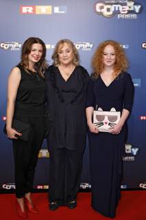Katrin Ingendoh, Doris Kunstmann und Laura Lo Zito bei der Verleihung des 22. Deutschen Comedypreises 2018 in den Brainpool Studios. Köln, 07.10.2018