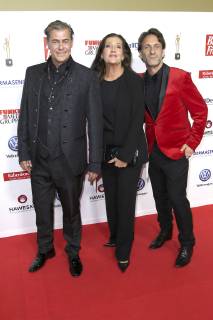 Sven Martinek, Katy Karrenbauer und Falk-Willy Wild bei der 12. Verleihung der Goldenen Bild der Frau 2018 im Stage Operettenhaus. Hamburg, 07.11.2018