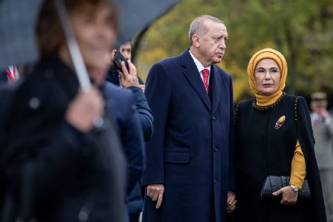 Turkish President Recep Tayyip Erdogan and his wife leave the ceremony at the Arc de Triomphe in Paris on November 11, 2018 as part of commemorations marking the 100th anniversary of the 11 November 1918 armistice, ending World War I. Copyright: xAurelienxMorissardx