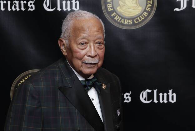 David Dinkins arrives on the red carpet when the Friar s Club Honors Billy Crystal with their Entertainment Icon Award at The Ziegfeld Ballroom on November 12, 2018 in New York City.  NYP20181112124 JOHNxANGELILLO