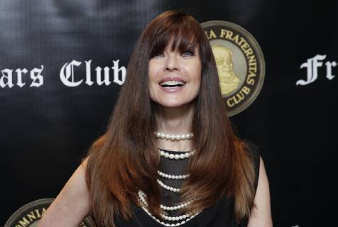 Carol Alt arrives on the red carpet when the Friar s Club Honors Billy Crystal with their Entertainment Icon Award at The Ziegfeld Ballroom on November 12, 2018 in New York City.  NYP20181112126 JOHNxANGELILLO
